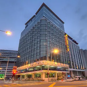 https://arenaa-star.kualalumpurs-hotels.com